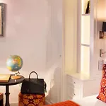 Hotel Monge