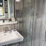 مونغ باريس
