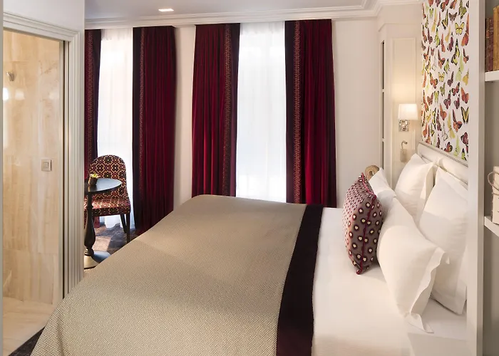 Monge Hotell Paris